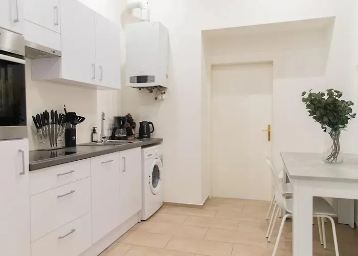 Long Term Stay, 2 Min To U1 Keplerplatz *